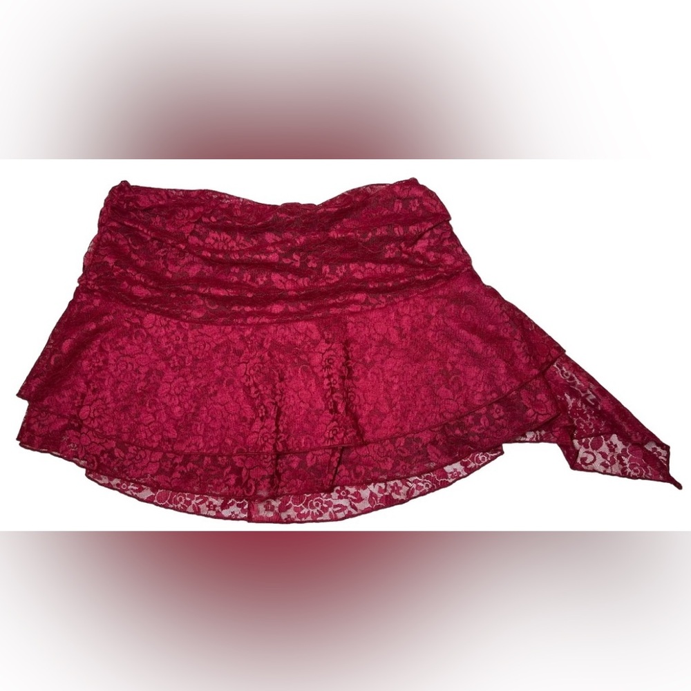 Edikted Women’s Y2K Burgundy Low Rise Lace Mini Skirt Size Small